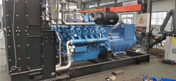 Set Generadur Diesel 900kw12M33D1108E200